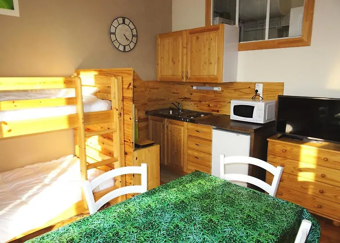 Albion - Agreable Petit Offrant Belle Vue Degagee ! Mae-7564 アパート エクスレバン